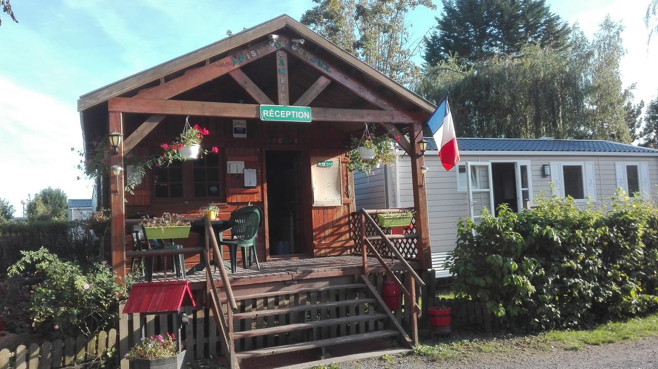 Camping Loisirs Des Groux Mousseaux-sur-Seine Esterno foto