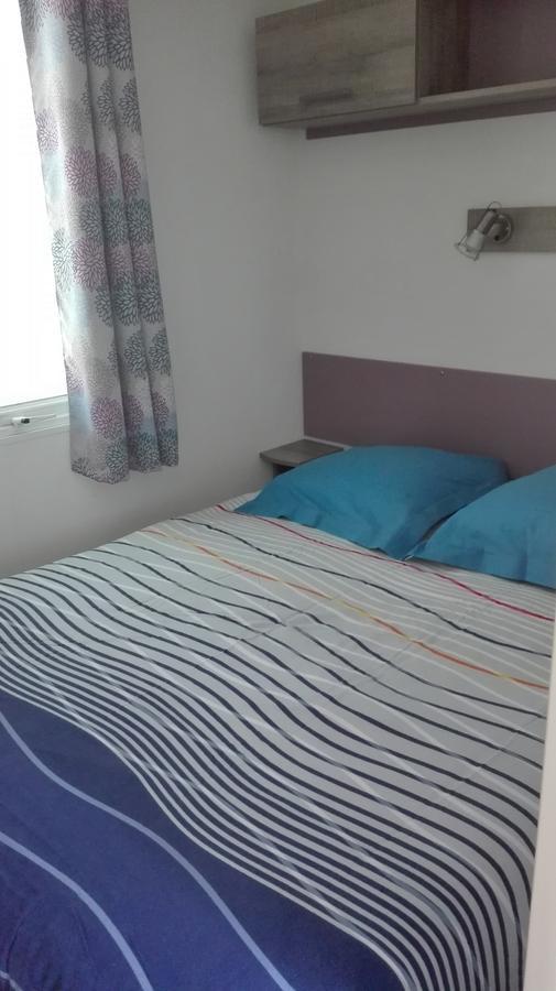 Camping Loisirs Des Groux Mousseaux-sur-Seine Esterno foto