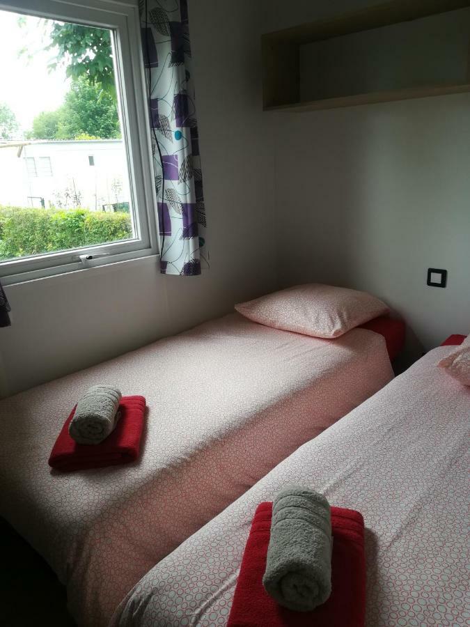 Camping Loisirs Des Groux Mousseaux-sur-Seine Esterno foto