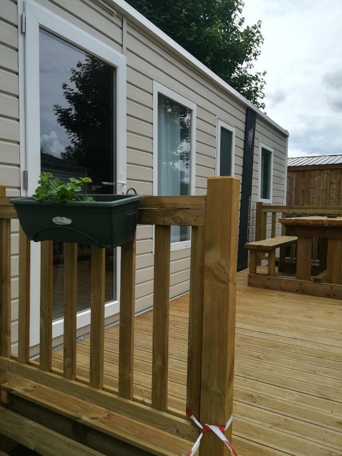 Camping Loisirs Des Groux Mousseaux-sur-Seine Esterno foto